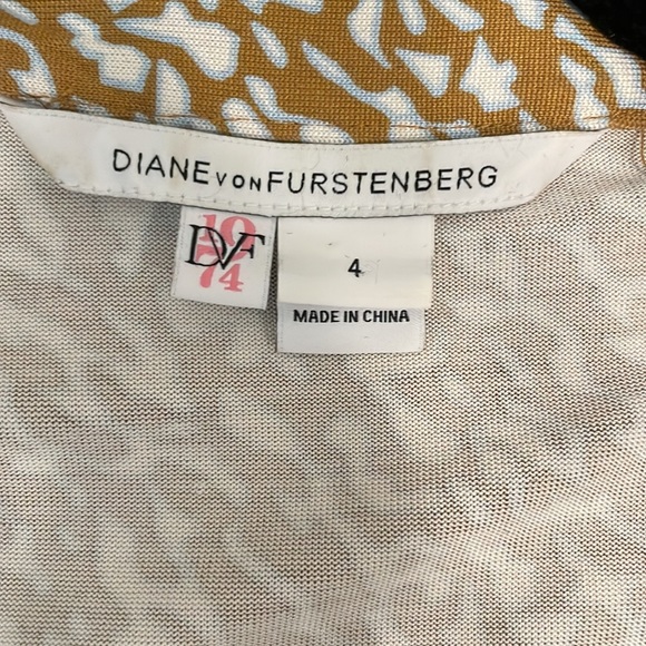 DVF Wrap Dress - Picture 6 of 6